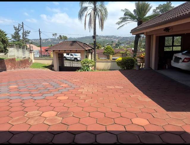 3 BEDROOM HOUSE FOR SALE IN ESCOMBE